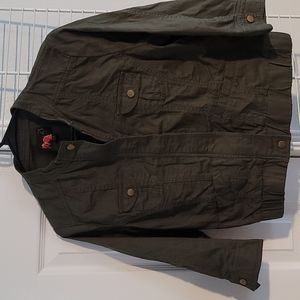 21   Corduroy zip up cropped jacket